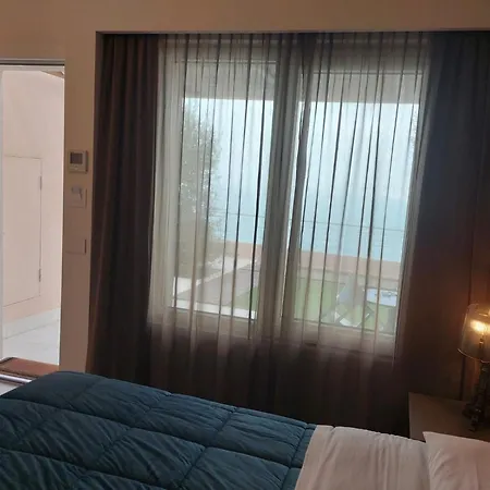Belvedere Hotel 4*